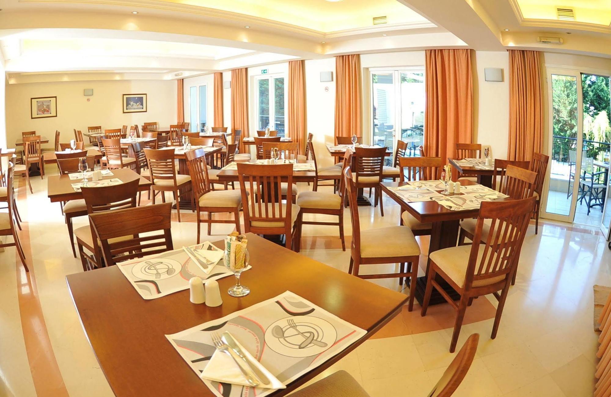 Corfu Hellinis Hotel Kanoni  Exterior foto
